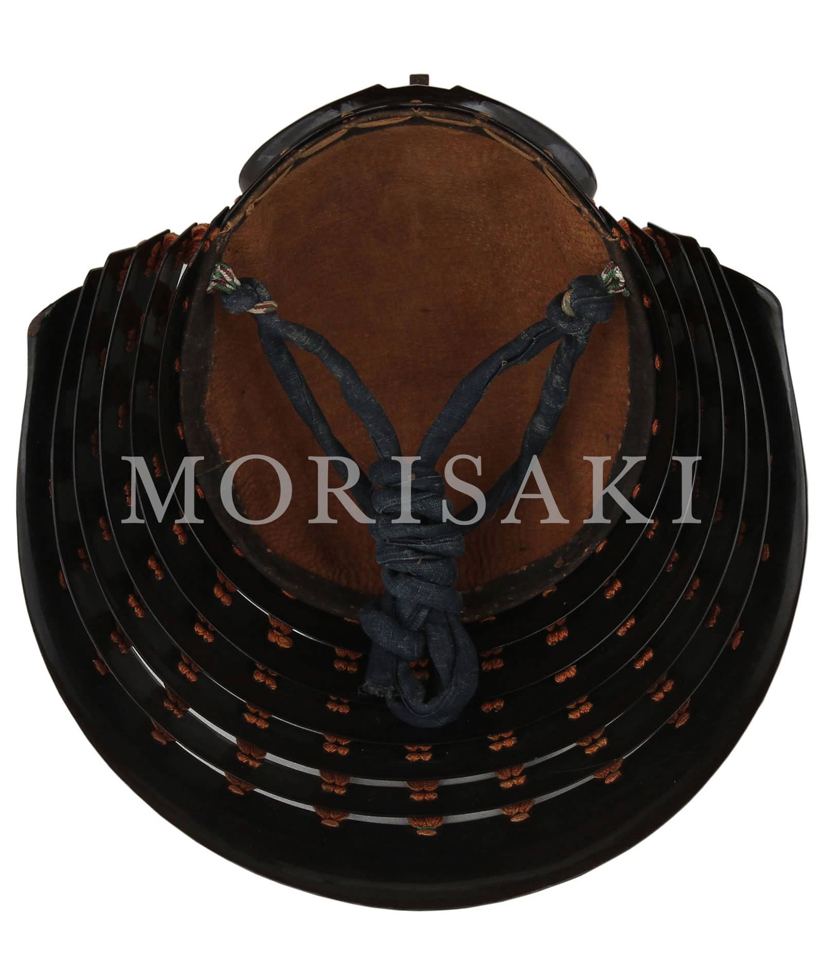 商品名 ： K-36 黒漆塗椎ノ実形兜 脇立・半頬付き ] 甲冑・武具MORISAKI