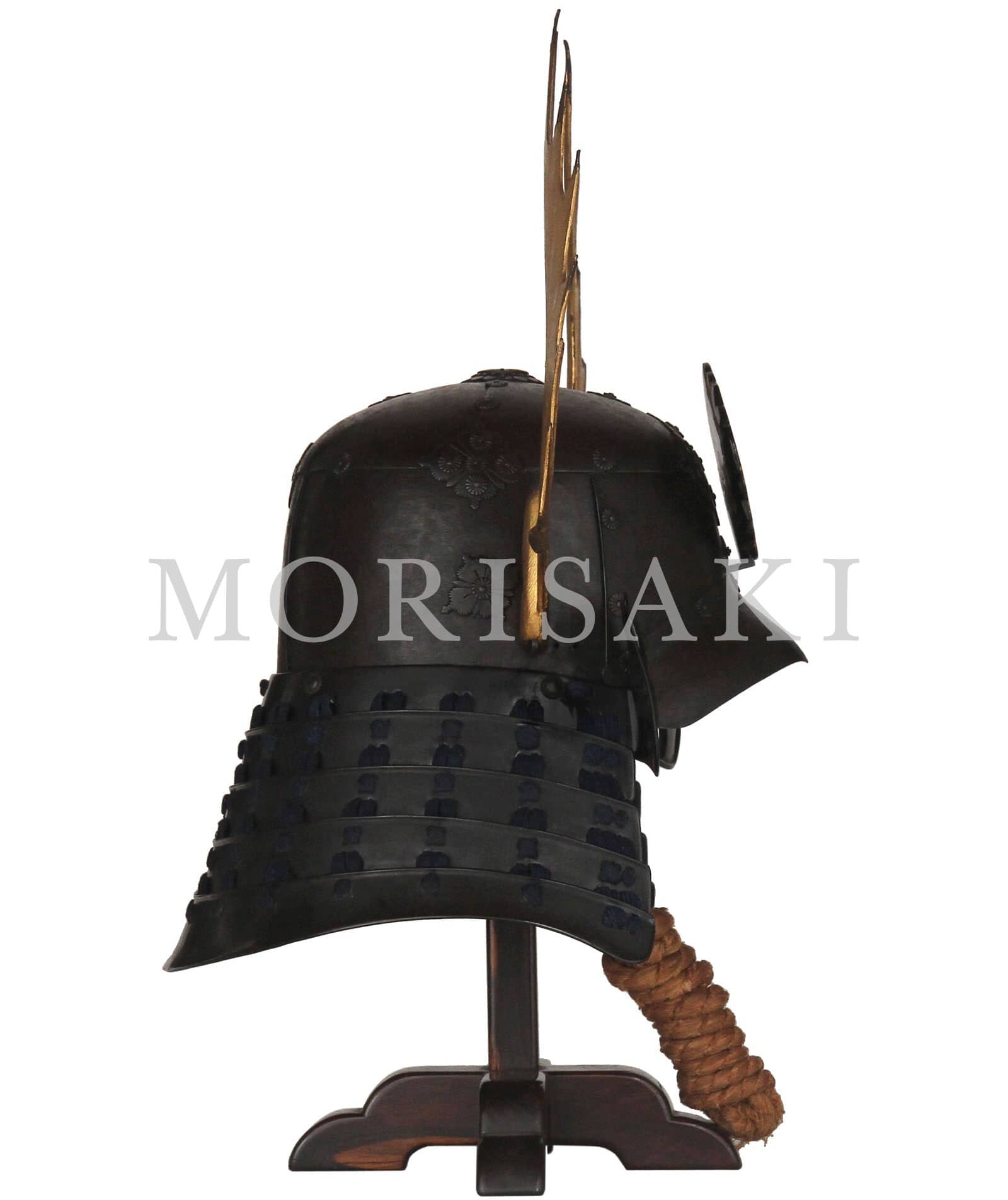 商品名 ： K-38 鉄錆地雑賀兜 鯱鰭脇立付き ] 甲冑・武具MORISAKI